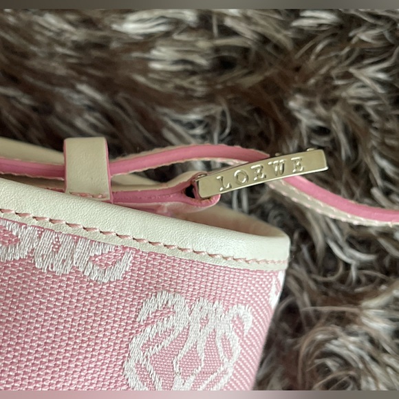 LOEWE Anagram Canvas Crossbody/Slingbag - Picture 8 of 11